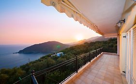 Ionian View Apartments - Parga Panoramic Seaview Gems